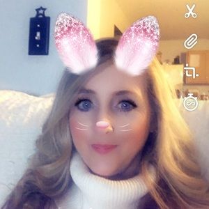 Meet your Posher, Cindy